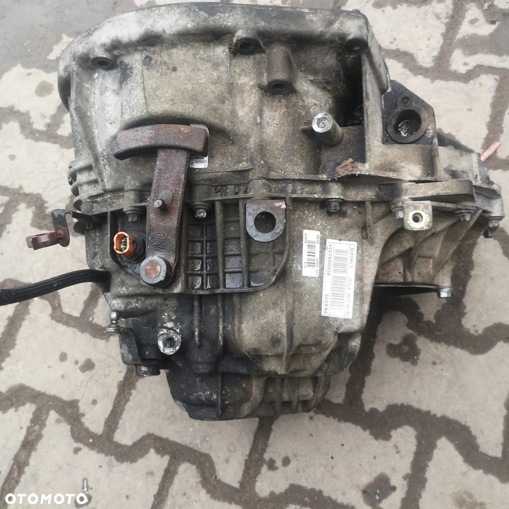 SKRZYNIA BIEGÓW TRAFIC VIVARO PRIMASTAR 1.9 6B - 2