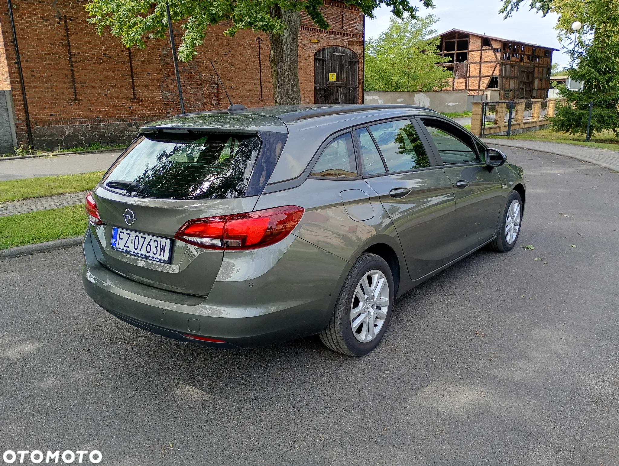 Opel Astra 1.5 D Start/Stop Business Elegance - 5