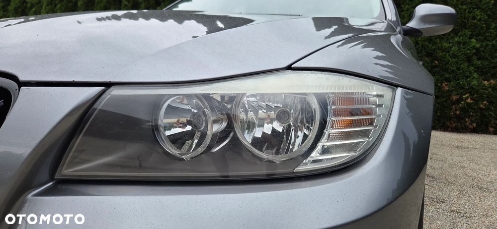BMW Seria 3 320d - 5