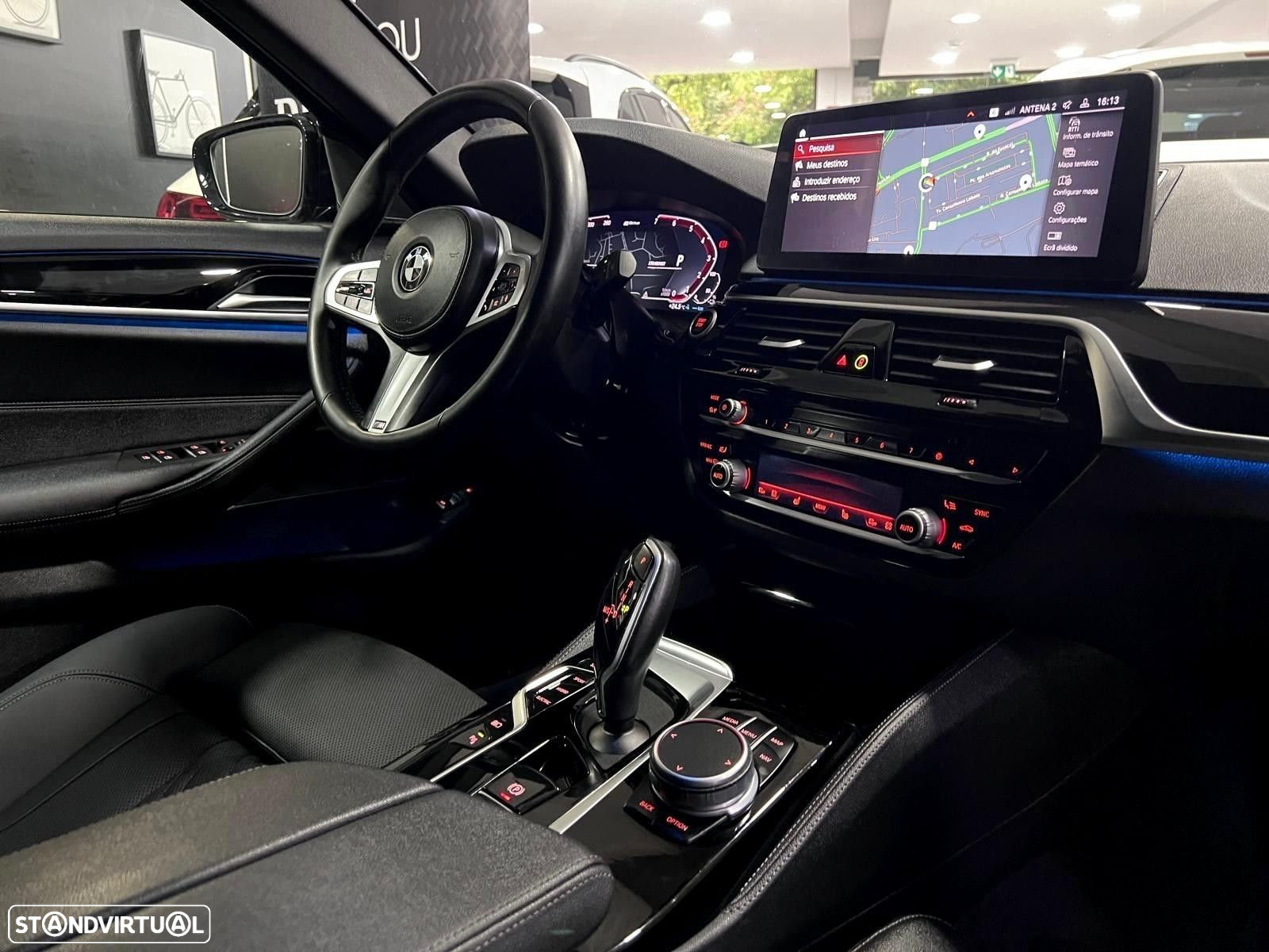 BMW 530 e Pack Desportivo M - 7