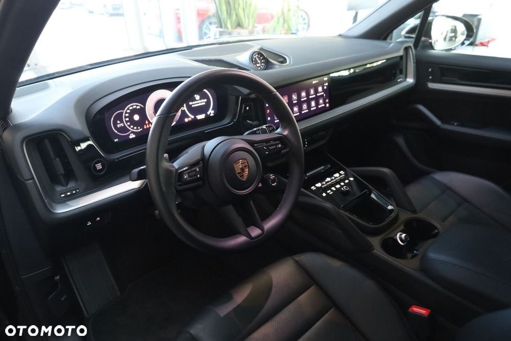 Porsche Cayenne - 8