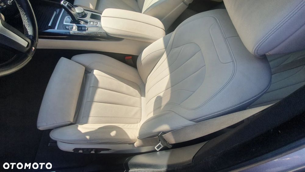 BMW X5 xDrive25d - 31
