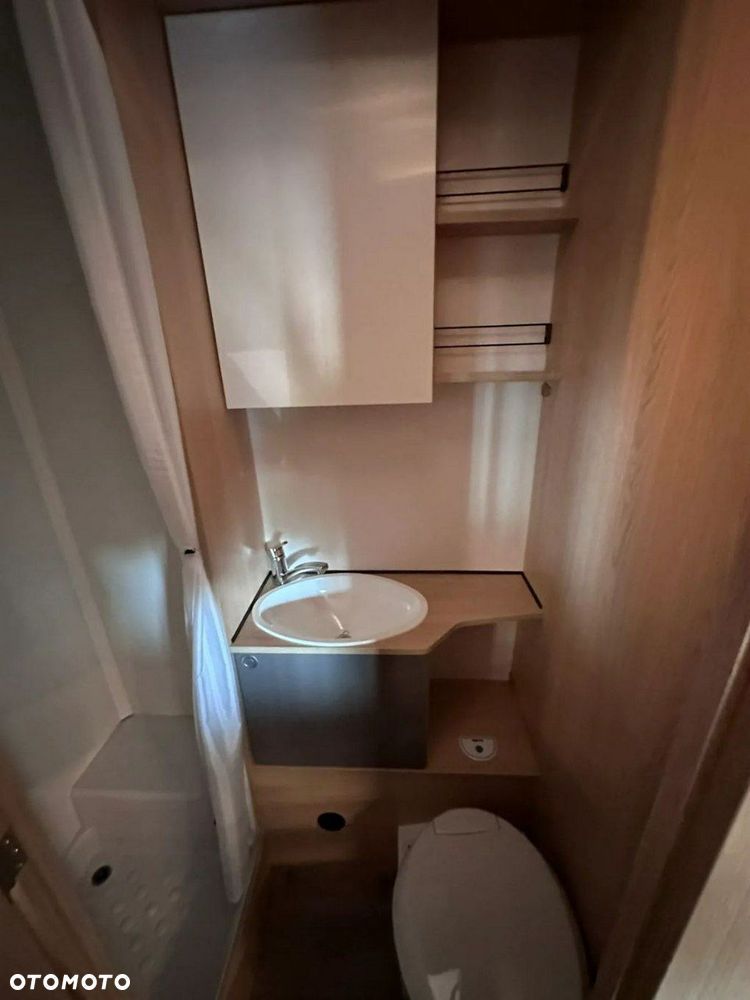 LMC TOURER A690 - 24