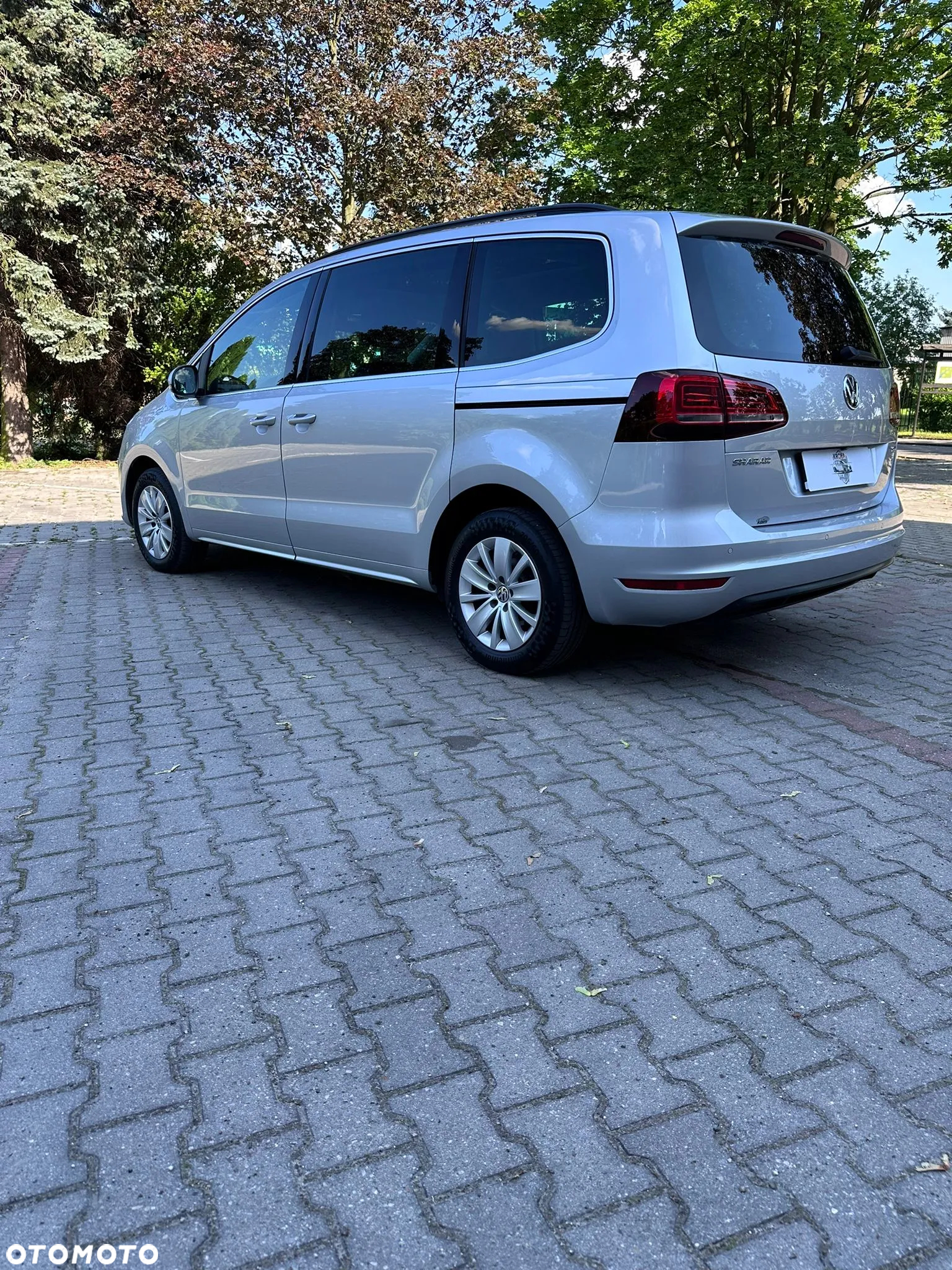 Volkswagen Sharan 2.0 TDI BMT Comfortline DSG - 18