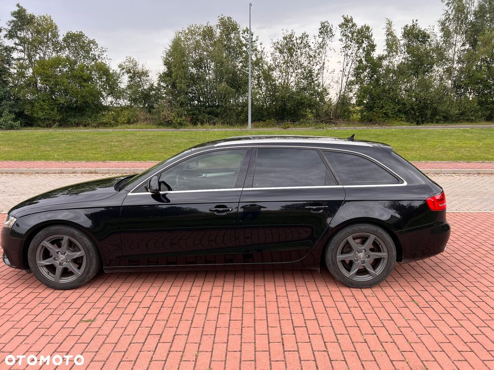 Audi A4 Avant - 9