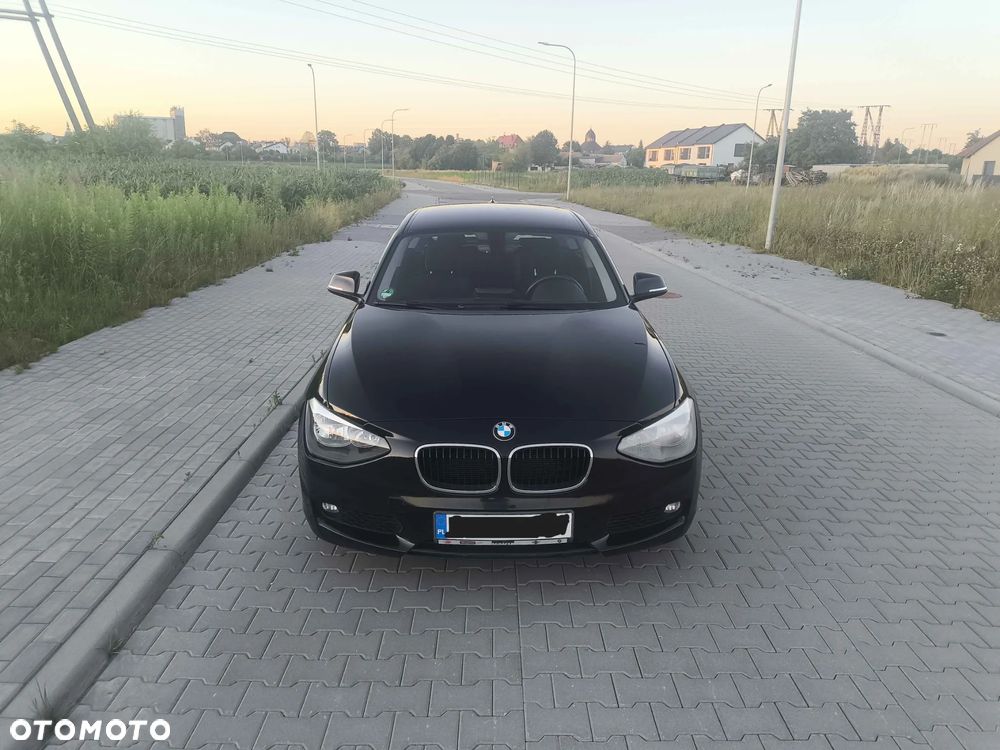 BMW Seria 1 114i - 2