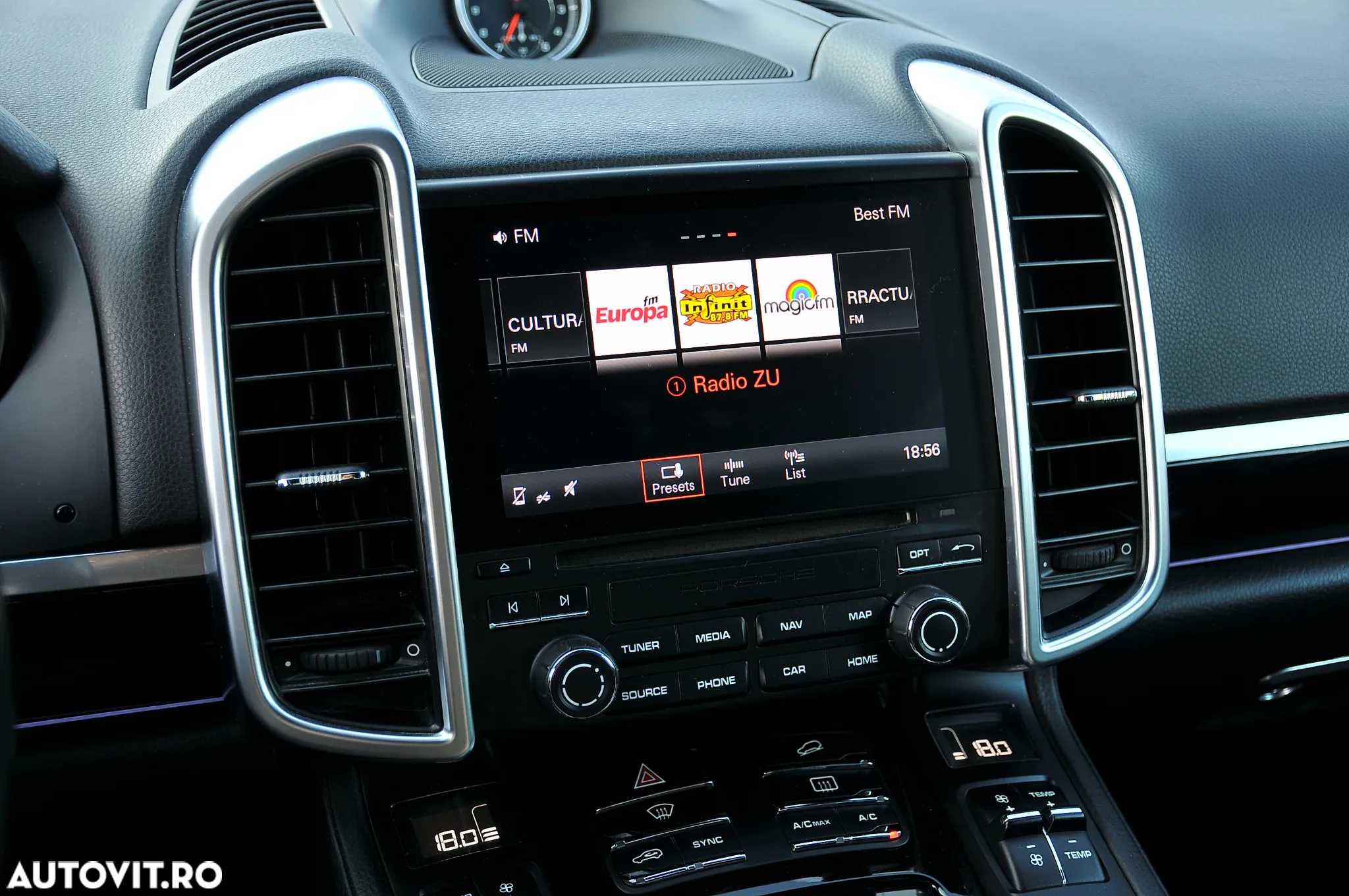 Porsche Cayenne Diesel Platinum Edition - 17