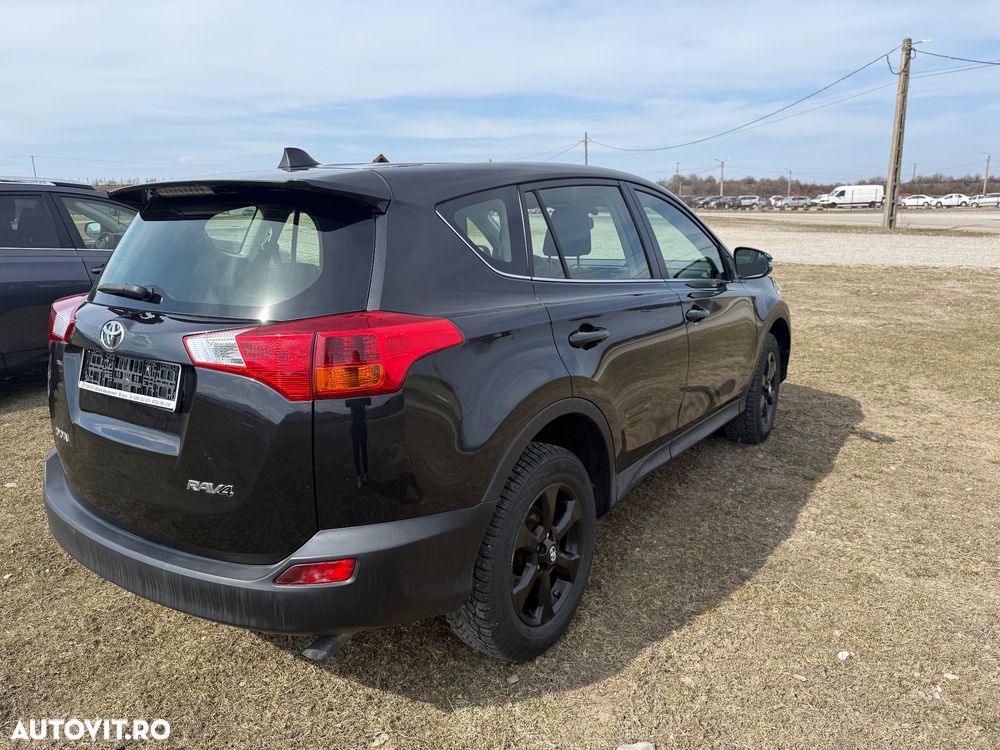 Toyota RAV4 2.0 D-4D 2WD Comfort - 6