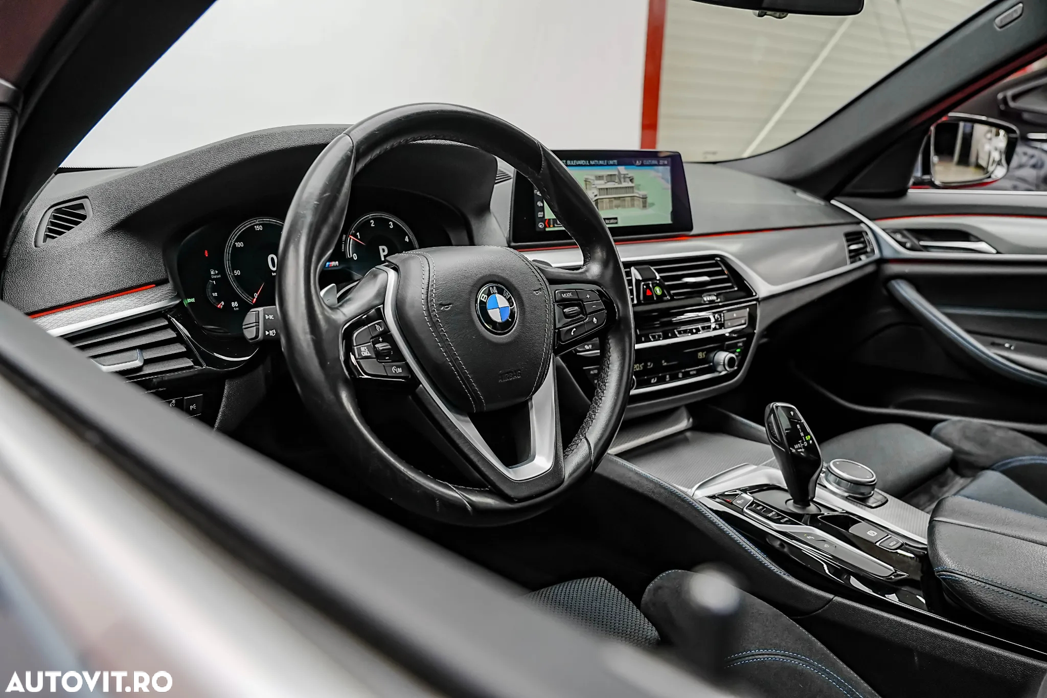 BMW Seria 5 518d AT MHEV - 13