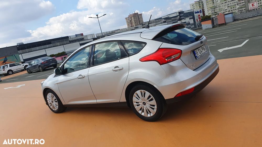 Ford Focus 1.0 EcoBoost Trend Edition - 17
