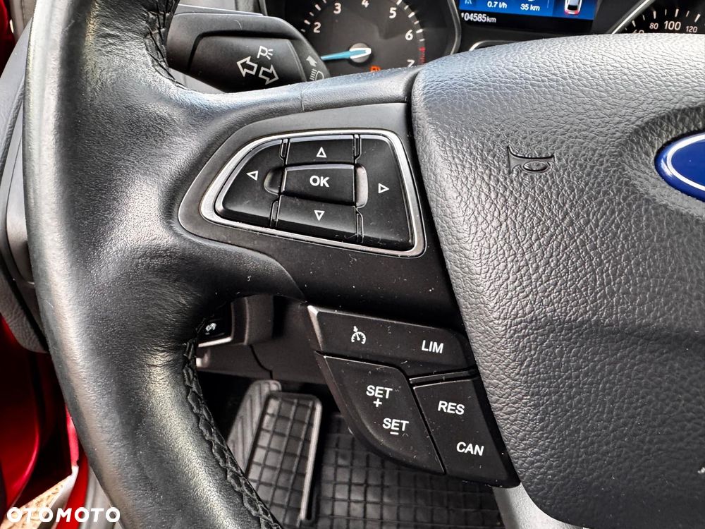 Ford Focus 1.0 EcoBoost Gold X (Edition) - 34