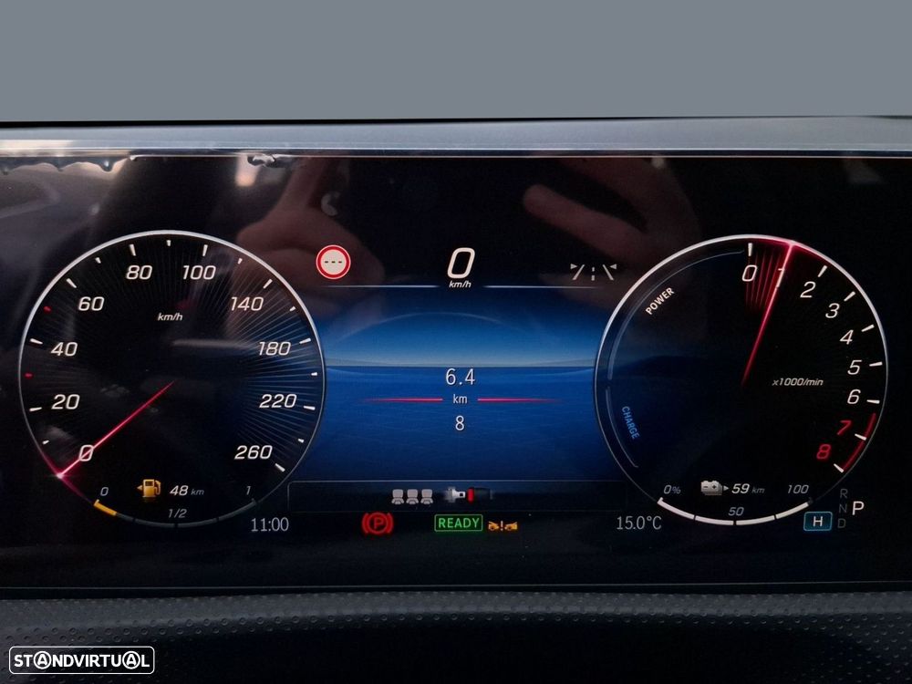 Mercedes-Benz A 250 e - 17