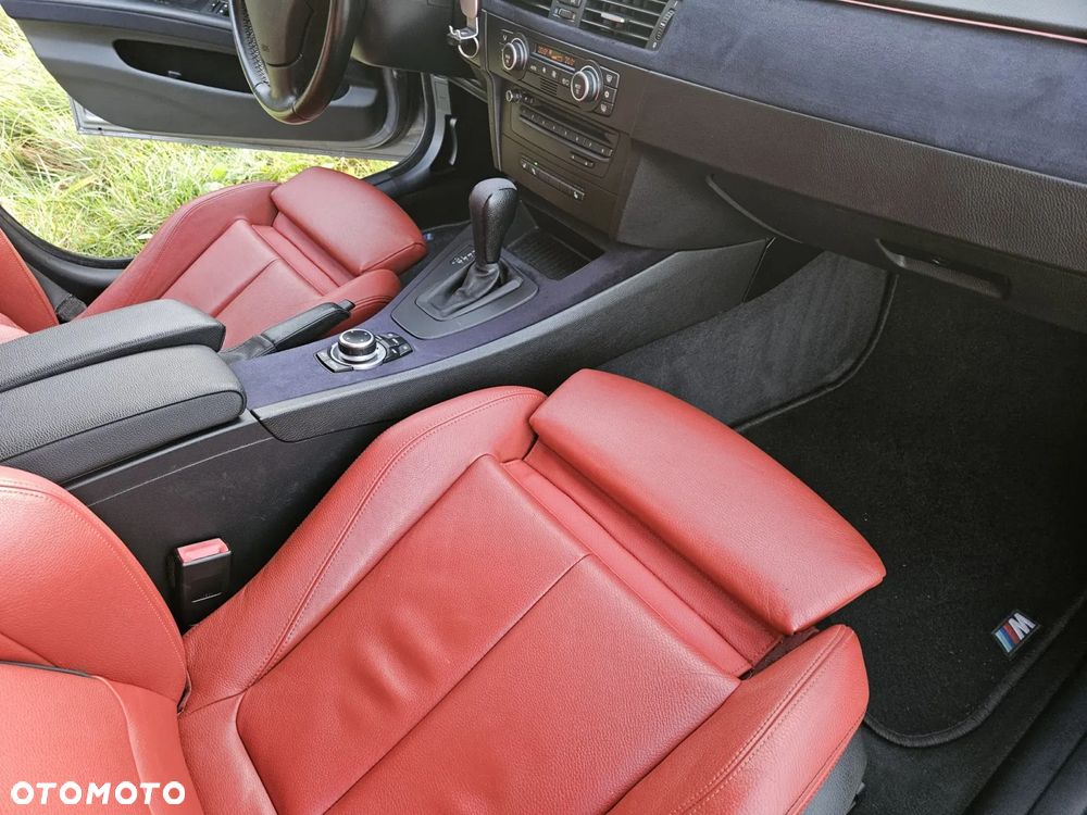 BMW Seria 3 318i - 24
