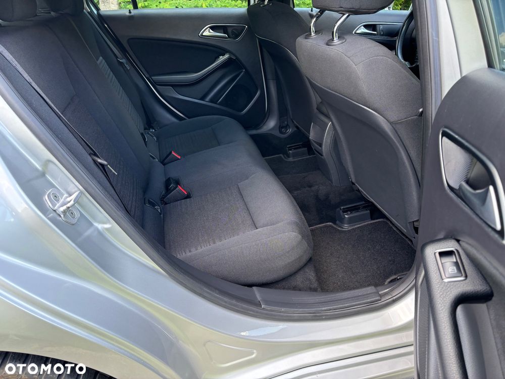 Mercedes-Benz Klasa A 180 CDI (BlueEFFICIENCY) Style - 20