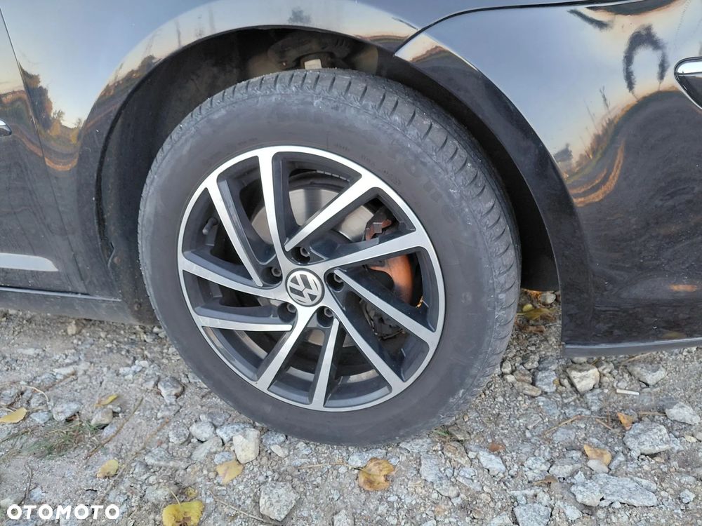 Volkswagen Touran - 6