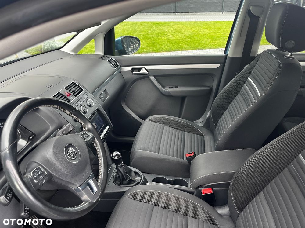 Volkswagen Touran 1.6 TDI DPF BlueMotion Technology Cup - 8