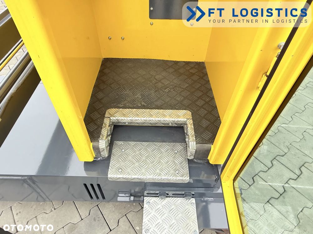 Combilift WÓZEK CZTEROKIERUNKOWY - WIELOKIERUNKOWY | COMBILIFT C3000STE | ELEKTRYCZNY | TRIPLEX 6100MM | SZEROKI POZYCJONER WIDEŁ | WOLNY SKOK | PEŁNA OGRZEWANA KABINA | STAN IDEALNY | Szeroka oferta wózków czterokierunkowych i bocznych, dopasowanych do różnorodnych potrzeb i zastosowań - 12