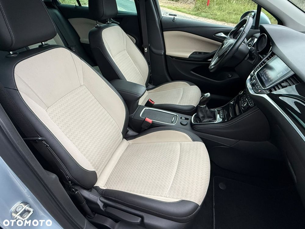 Opel Astra 1.4 Turbo Start/Stop Business - 22