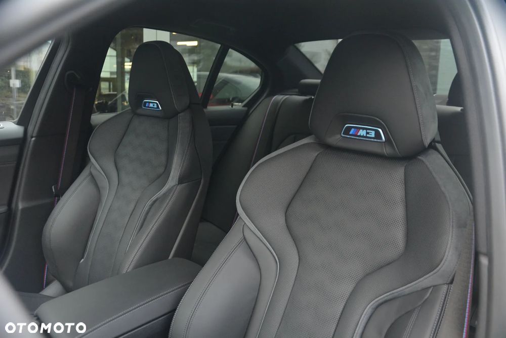 BMW M3 Competition M xDrive - 12