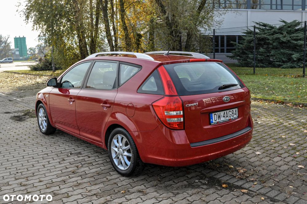 Kia Ceed - 3