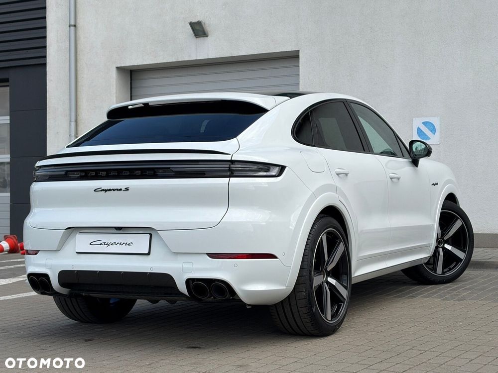 Porsche Cayenne - 6