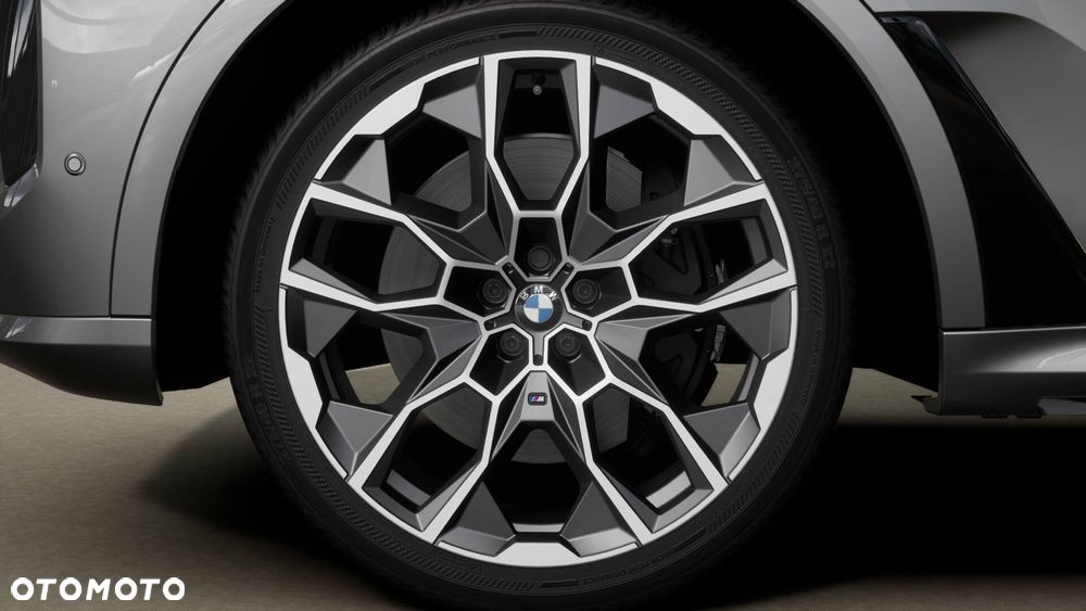 BMW X7 - 8