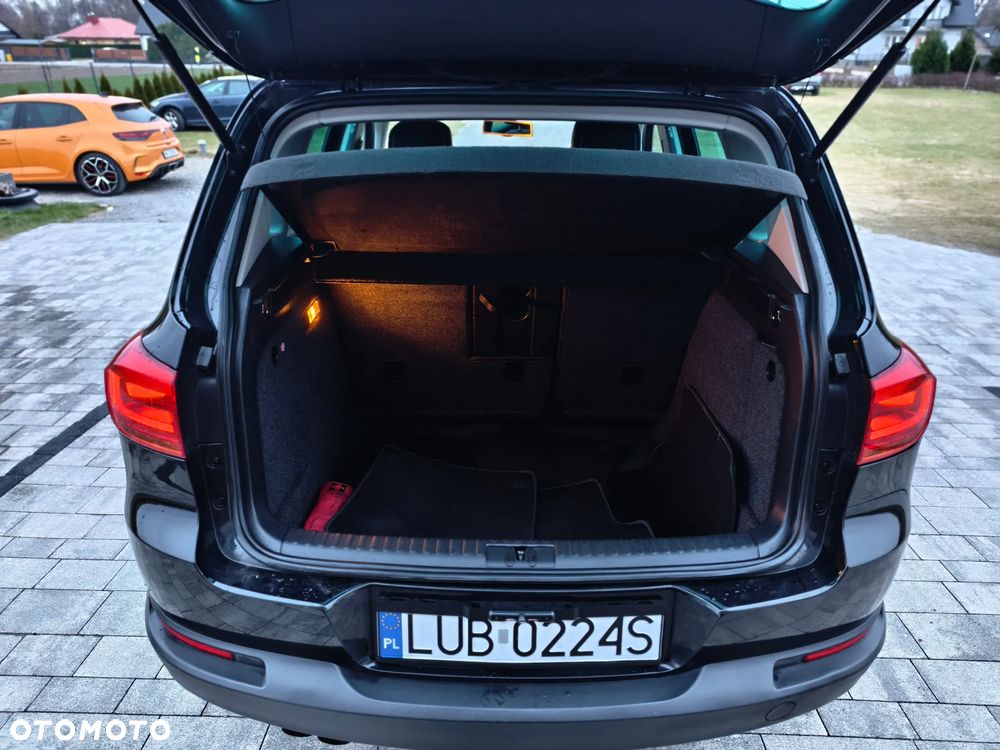 Volkswagen Tiguan - 23