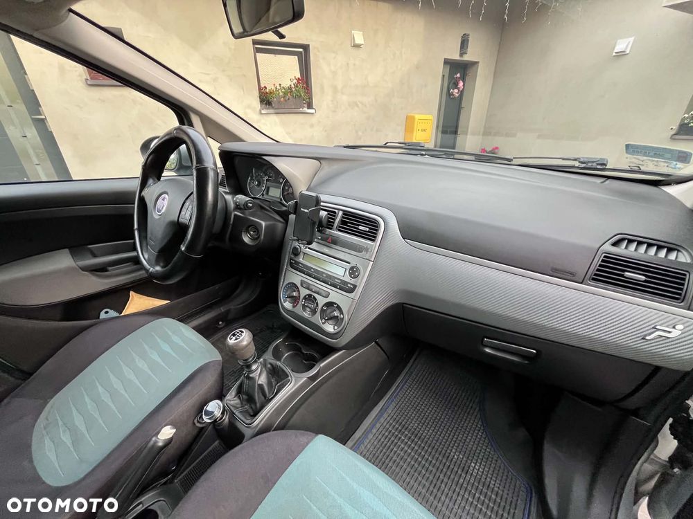 Fiat Grande Punto 1.4 8V GP - 37