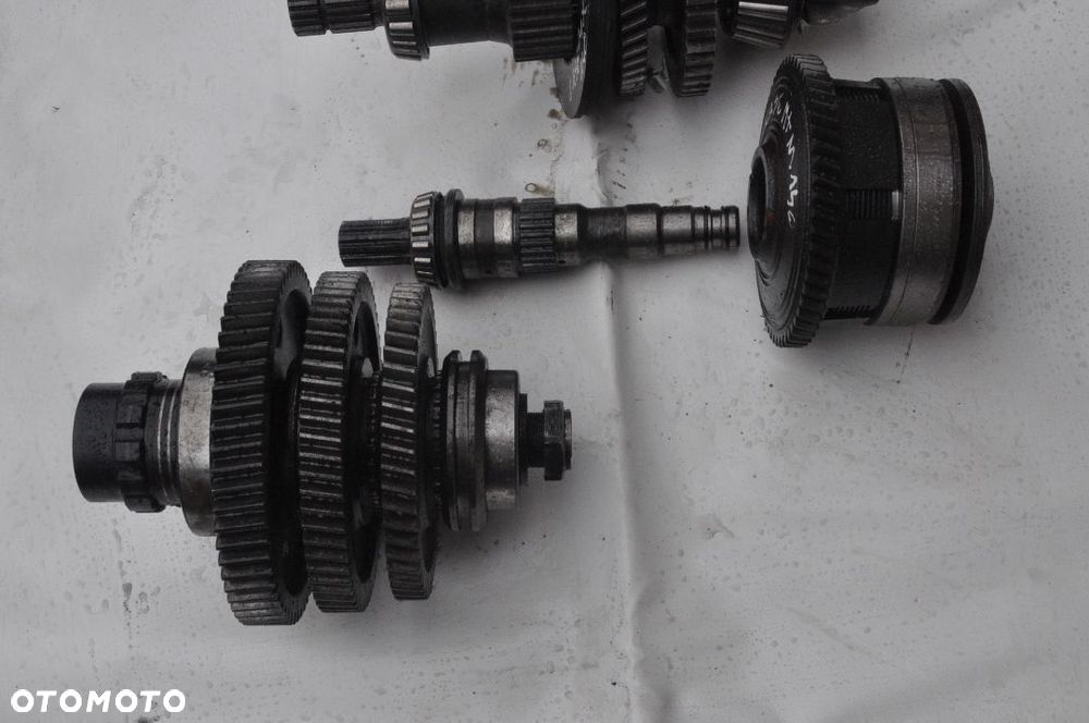 KOŁO TALERZOWE WAŁEK PÓŁOŚ NEW HOLLAND TM  CASE MXM 140 - 3