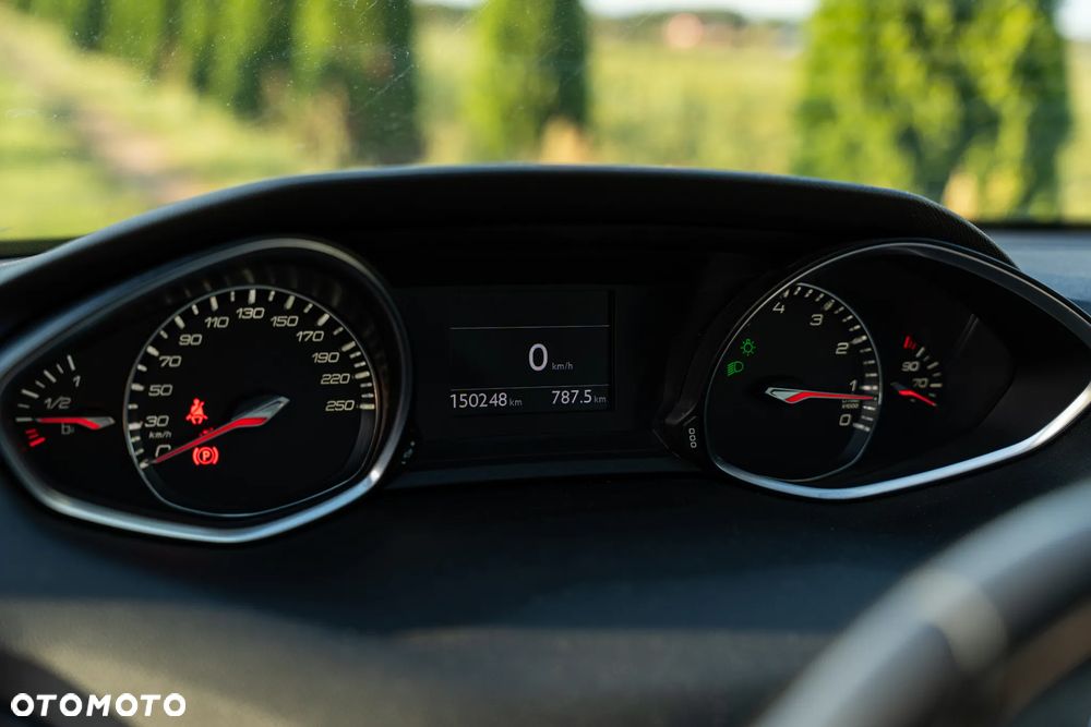 Peugeot 308 - 6