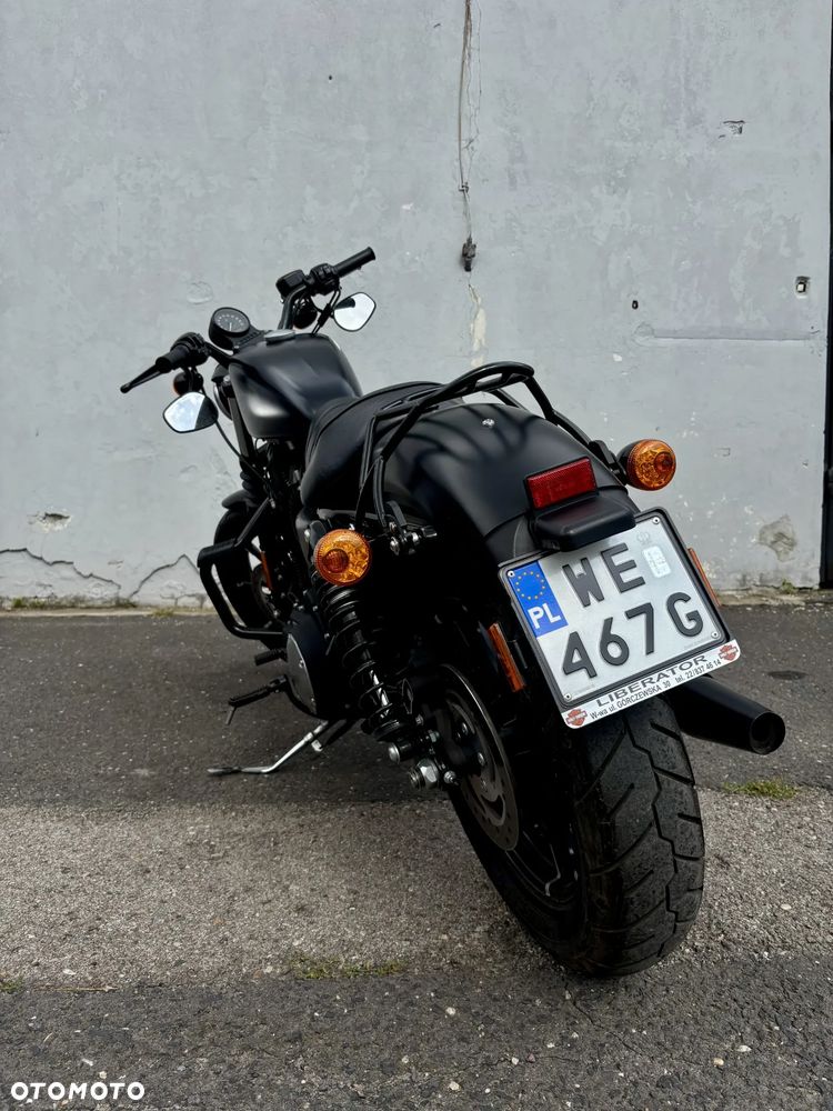 Harley-Davidson Sportster Iron 883 - 9