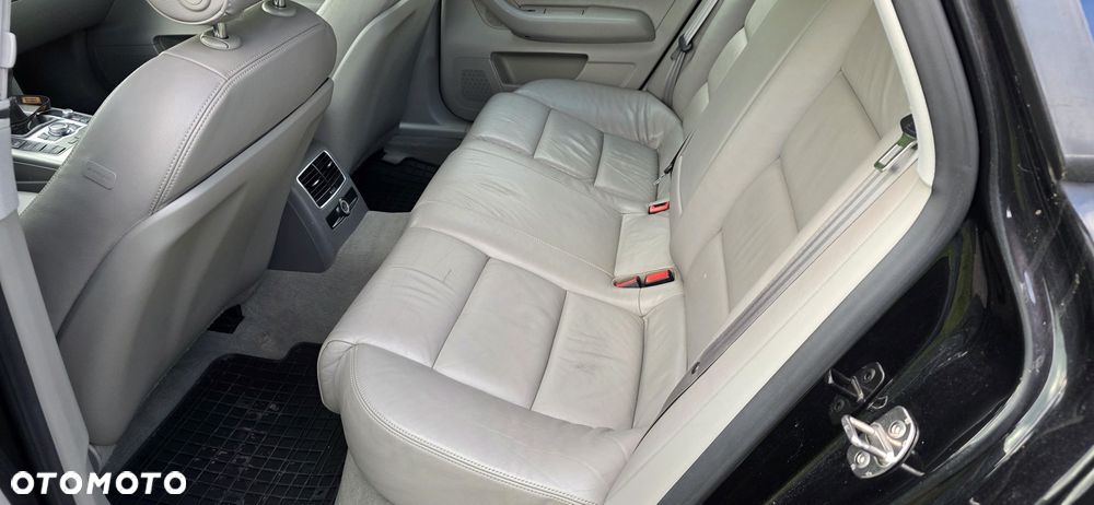 Audi A6 Avant - 8