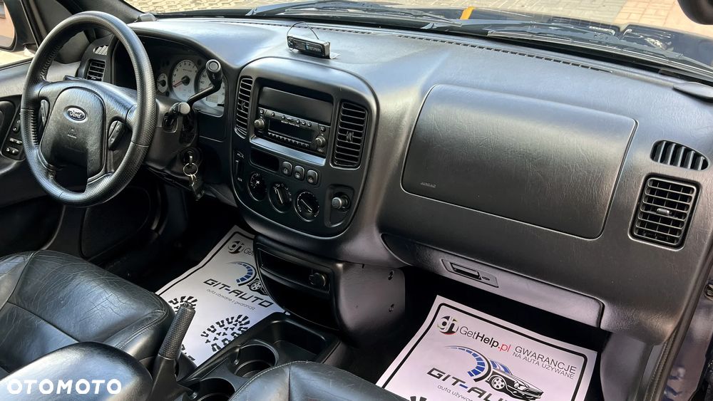 Ford Maverick 3.0 V6 Limited - 6