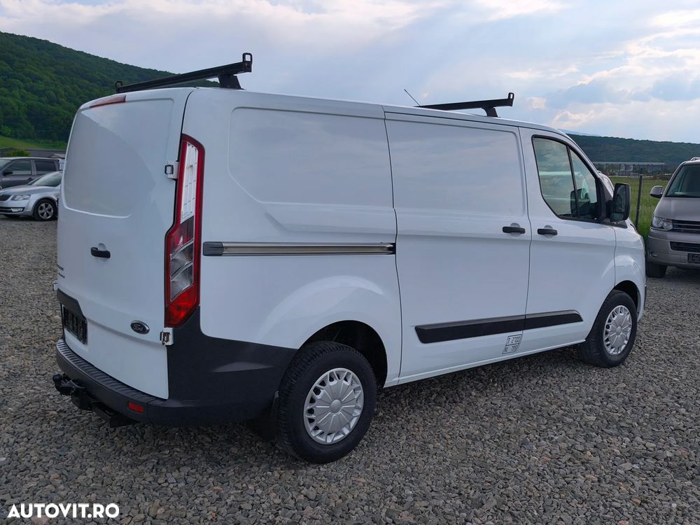 Ford Transit Custom - 13