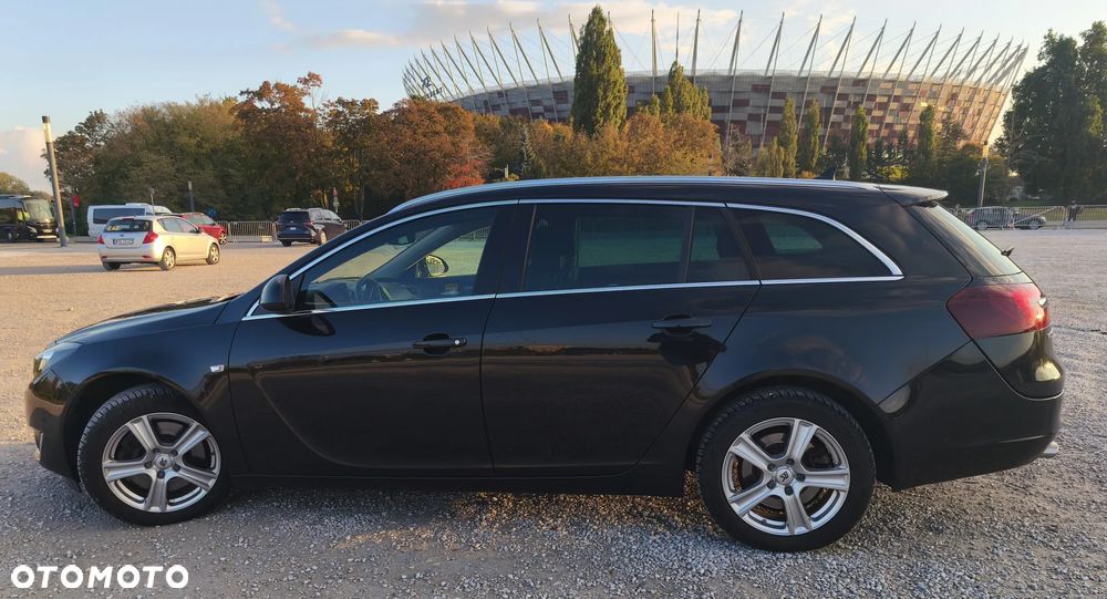 Opel Insignia 2.0 T SportsTourer 4x4 ecoFLEX Start/Stop - 5