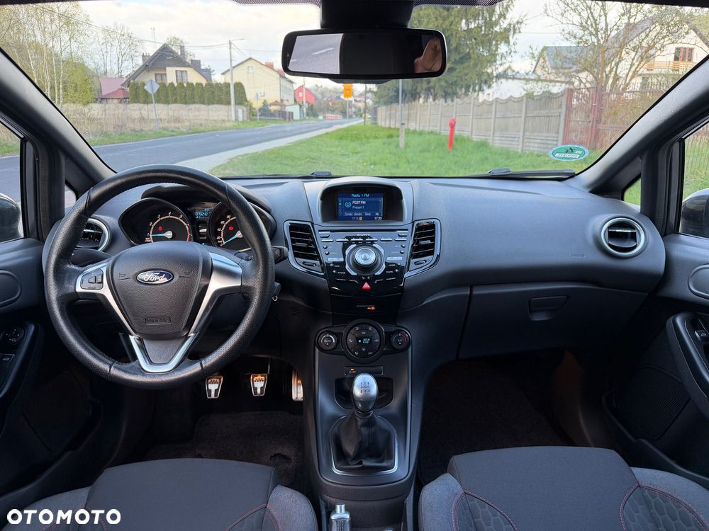 Ford Fiesta 1.0 EcoBoost S&S ST-LINE - 22