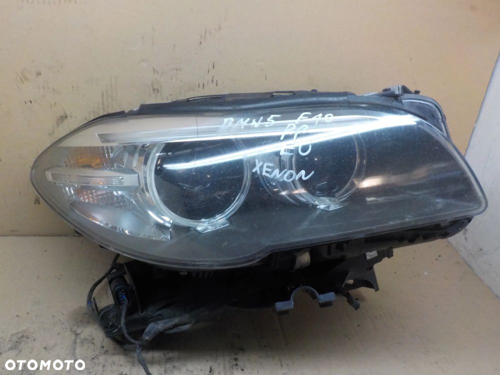 BMW SERIA 5 F10 LIFT LAMPA PRAWA XENON 7317132-10 - 1