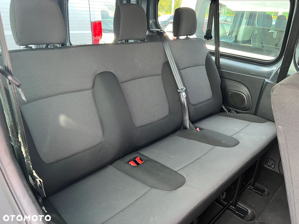 Renault Trafic 2.0 dCi - 15