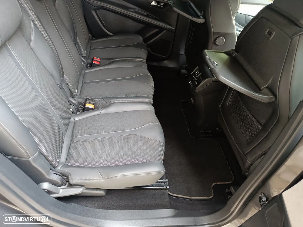 Peugeot 5008 1.2 PureTech GT Line EAT8 - 37