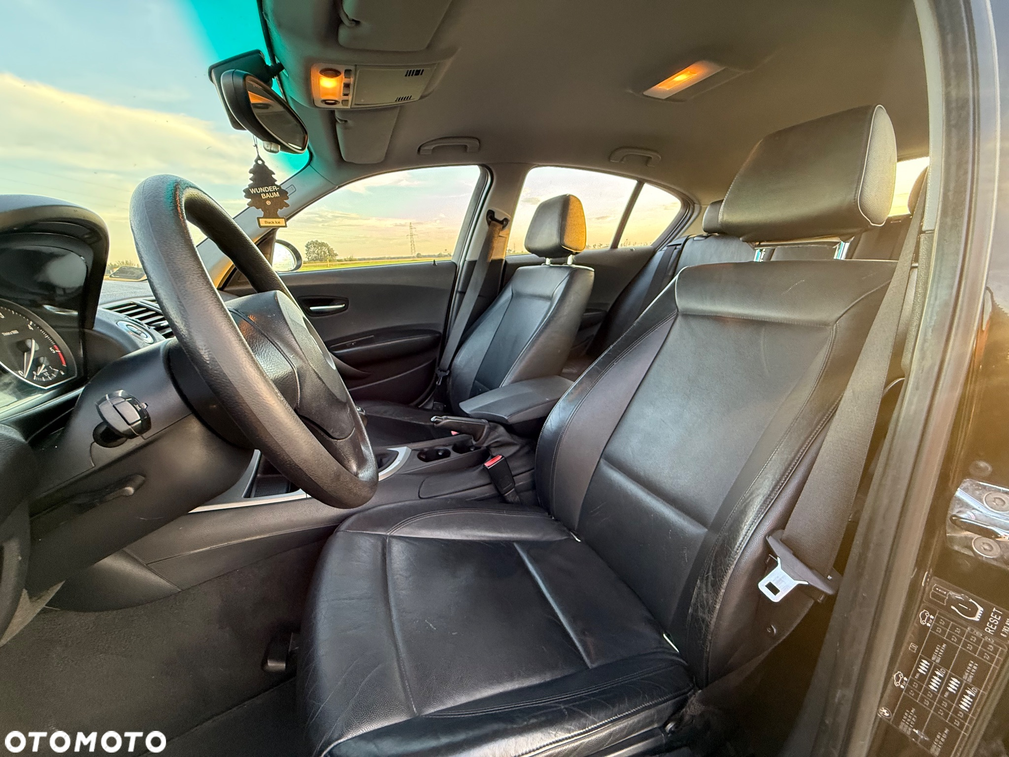 BMW Seria 1 120d - 11