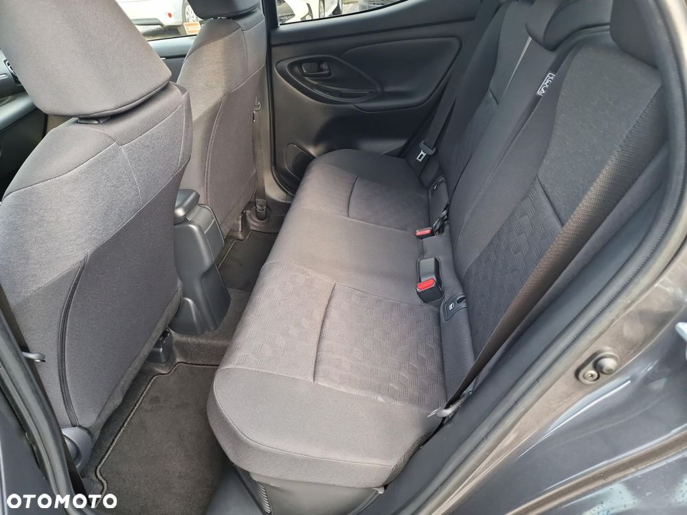Toyota Yaris Hybrid 1.5 Style - 13