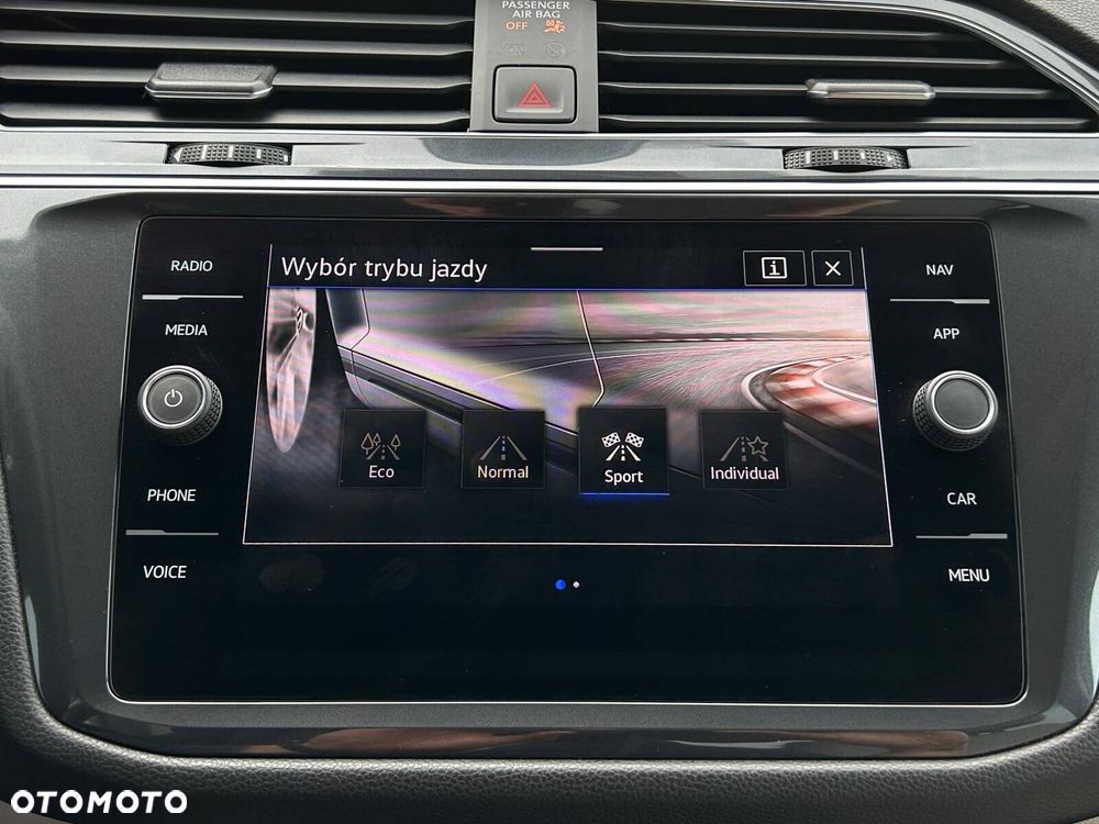 Volkswagen Tiguan Allspace - 36