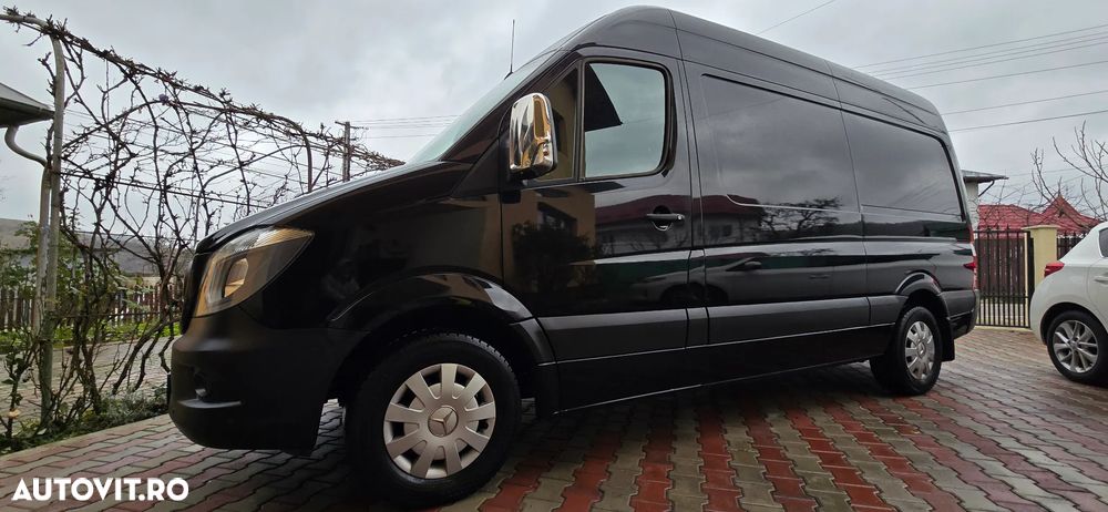 Mercedes-Benz Sprinter - 13