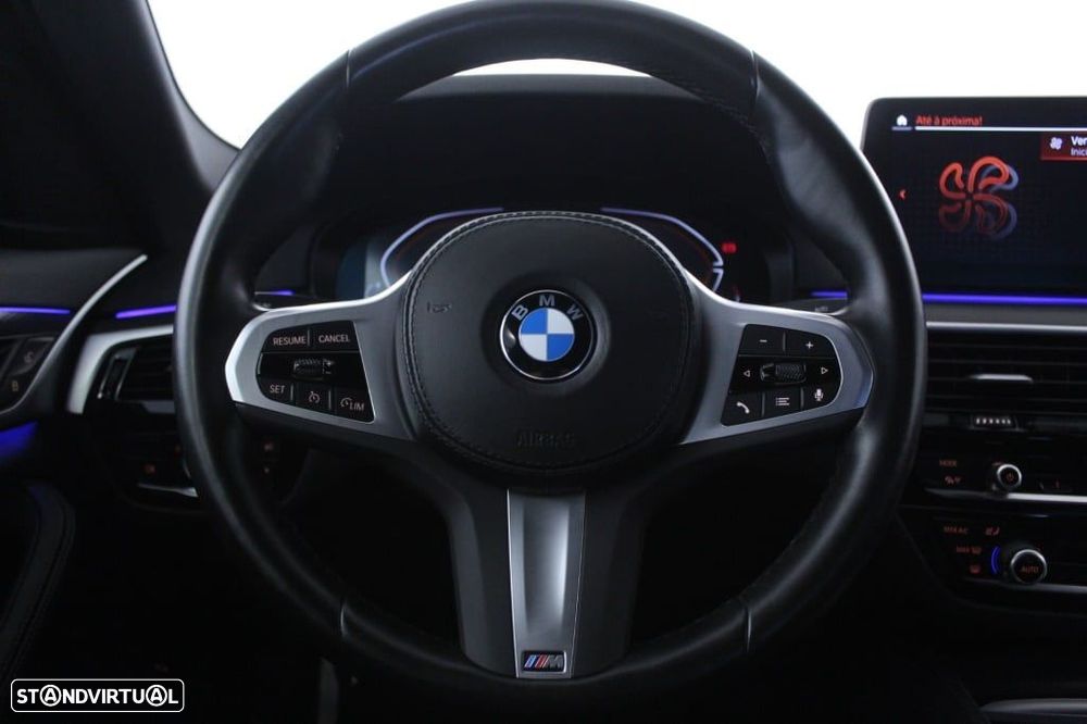 BMW 520 d Pack M Auto - 19