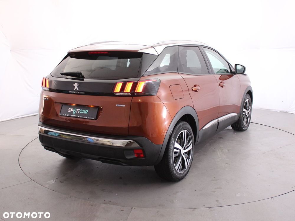 Peugeot 3008 1.2 PureTech Allure Pack S&S EAT8 - 7