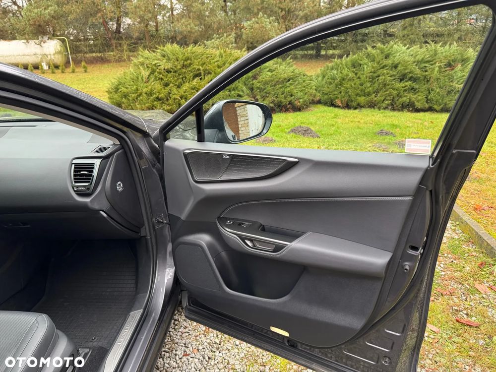 Lexus NX 350h Omotenashi AWD - 18