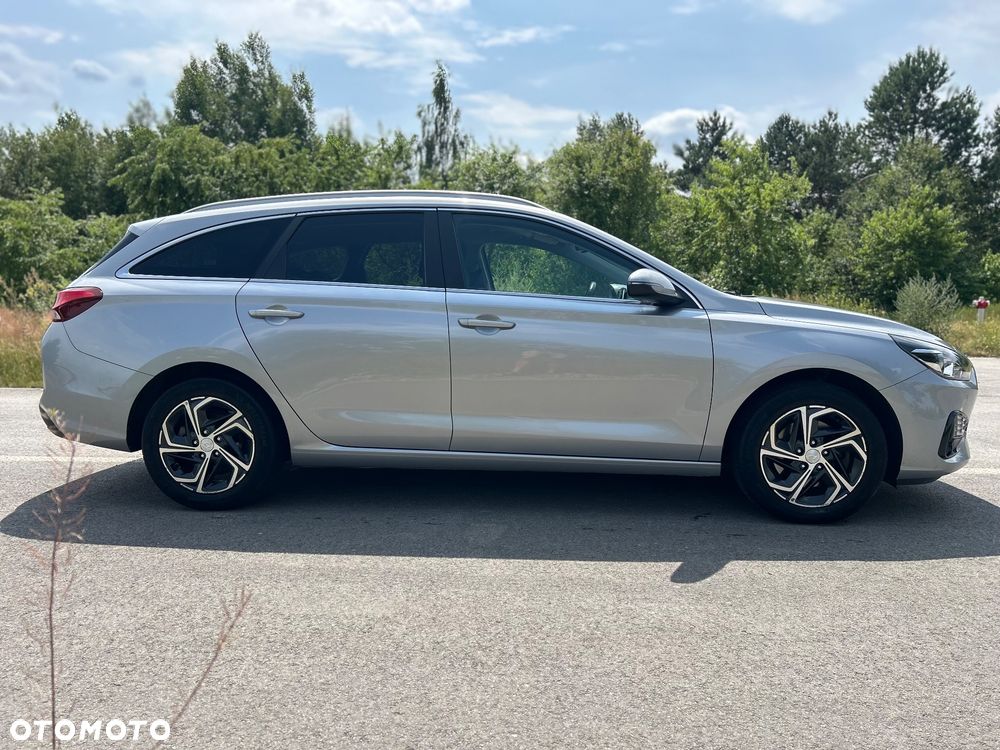 Hyundai i30 1.6 D Comfort - 5