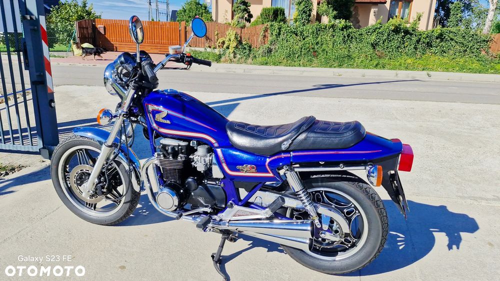 Honda CB - 40