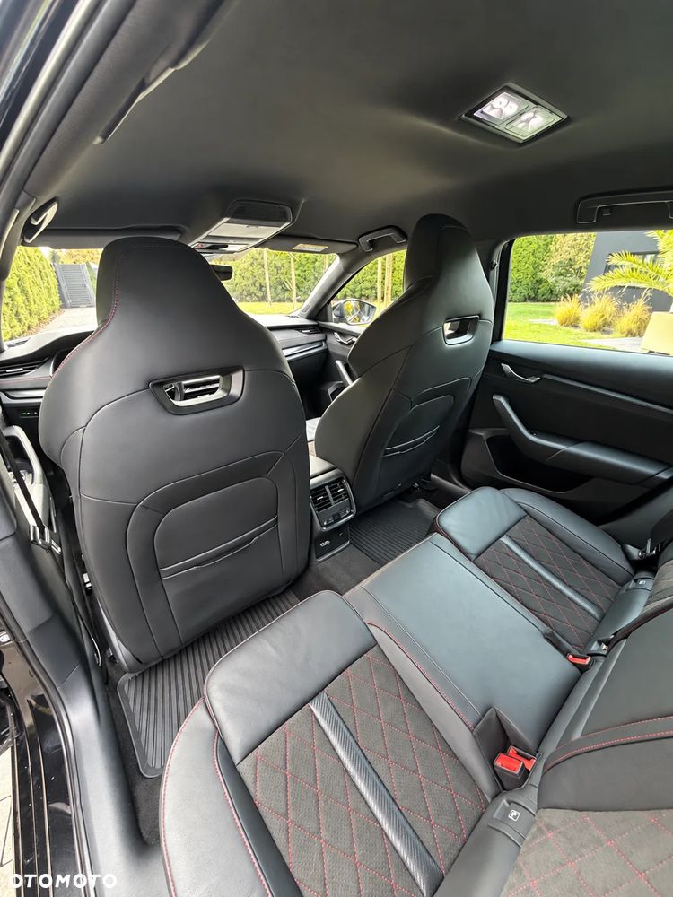 Skoda Octavia 2.0 TSI RS DSG - 38