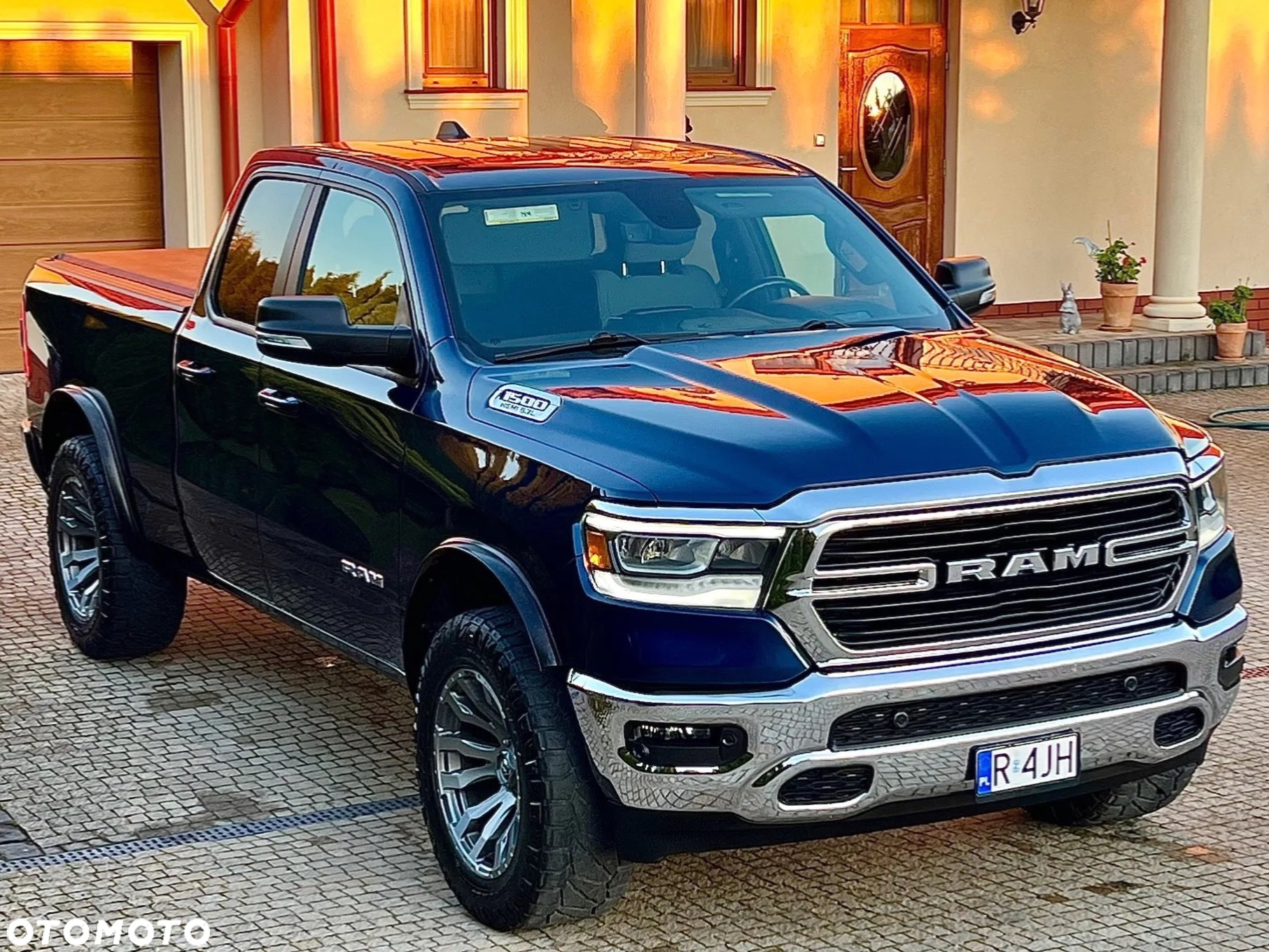 RAM 1500 Quad Cab Longbed Bighorn - 2